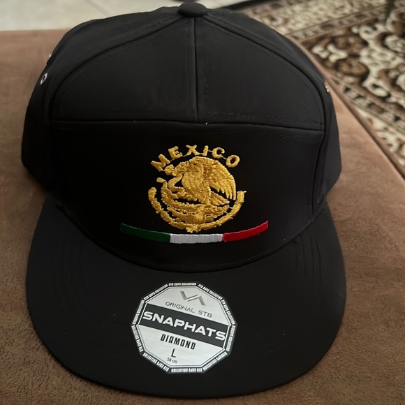 Sta cap Mexico Size Large 58 cm BlackGold New with tag - Picture 1 of 5